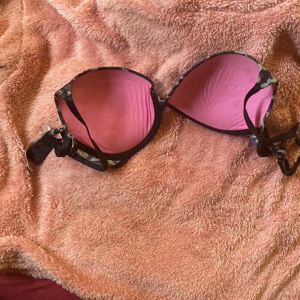 Bra - Picture 3 of 4